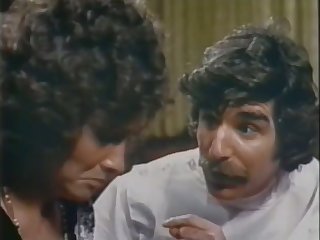 Linda Lovelace Deepthroats Harry Reems' Big Cock